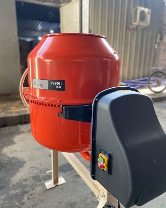 Бетоносмеситель. Бетонамишалка