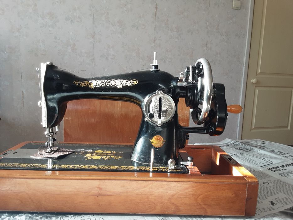 Швейная машинка ручная