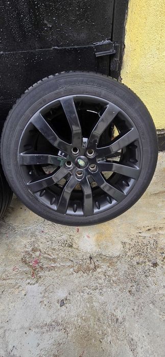Оригинални Джанти R20 с гуми 275/40 за Range Rover Sport