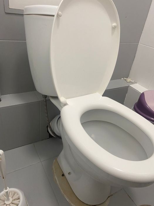 Продам унитаз в хорош