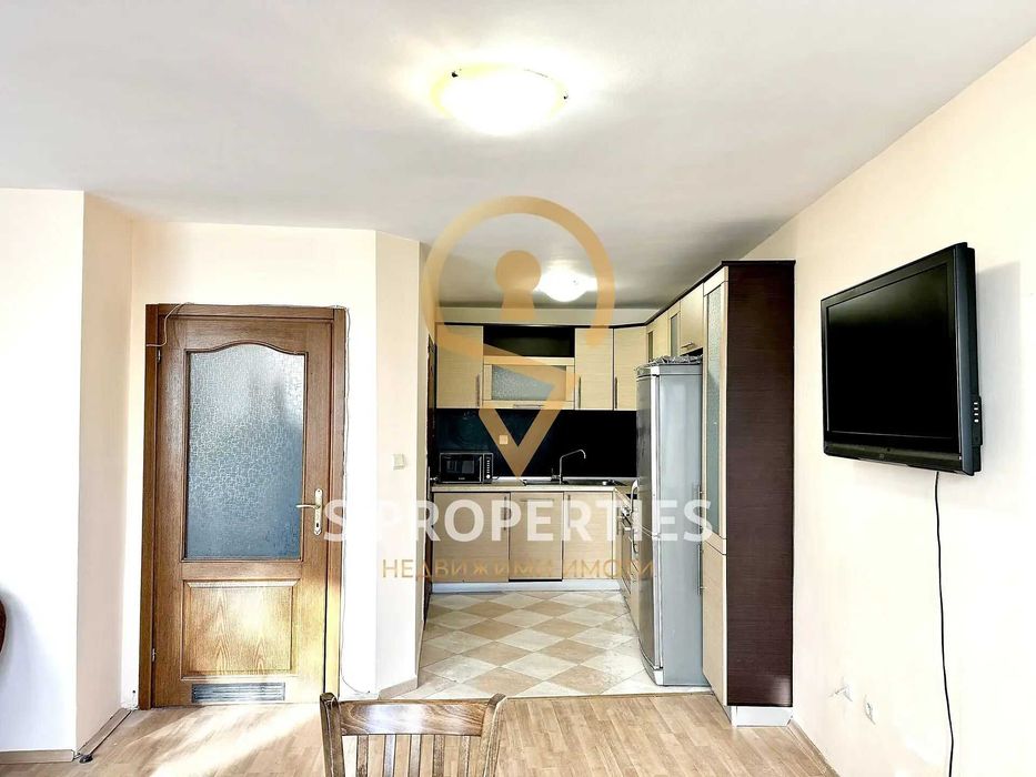 Продава се Четиристаен апартамент в Варна, Център - 122 кв.м за 1459 €/кв.м - Снимка #3