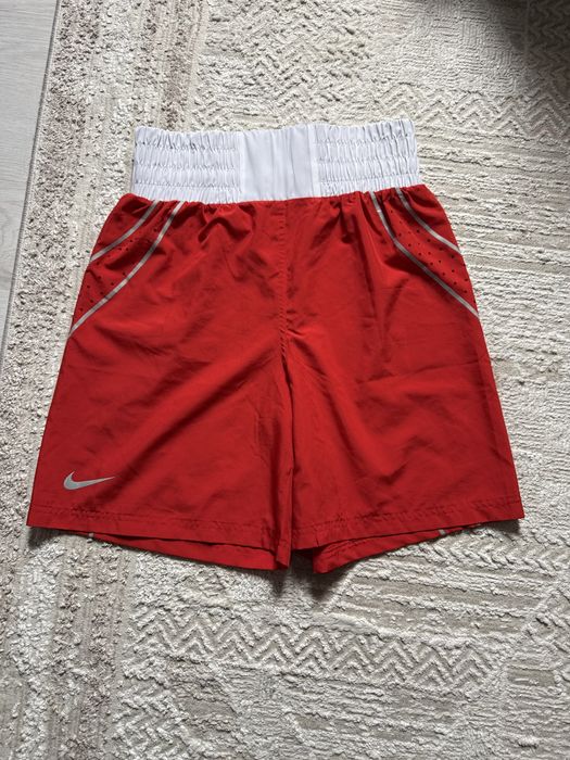 Nike DRI-FIT,red colorway
