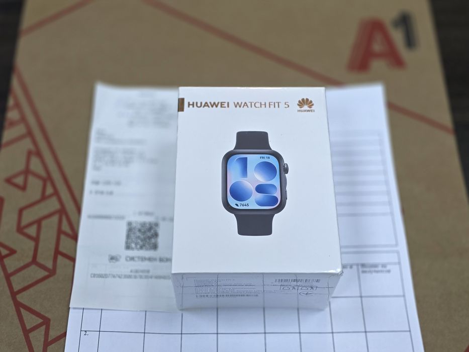 ЗАПЕЧАТАН 1.82 " Huawei watch FIT 5 Гаранция от A1 до 2028г. Black
