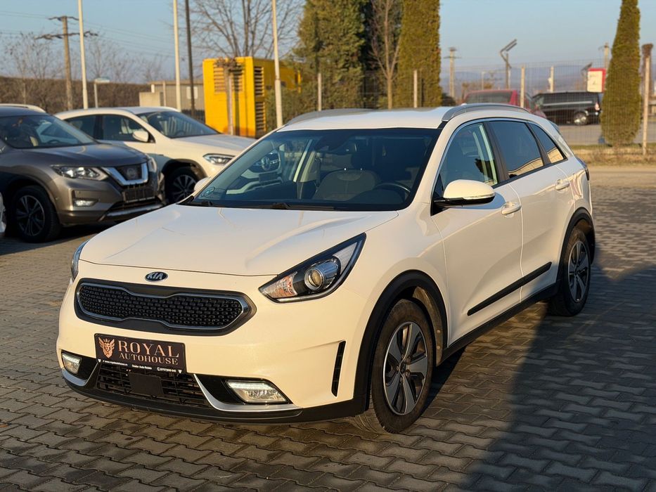 Kia Niro Garantie 12 luni, 1.6 Hybrid, Cutie automata, Asistenta banda