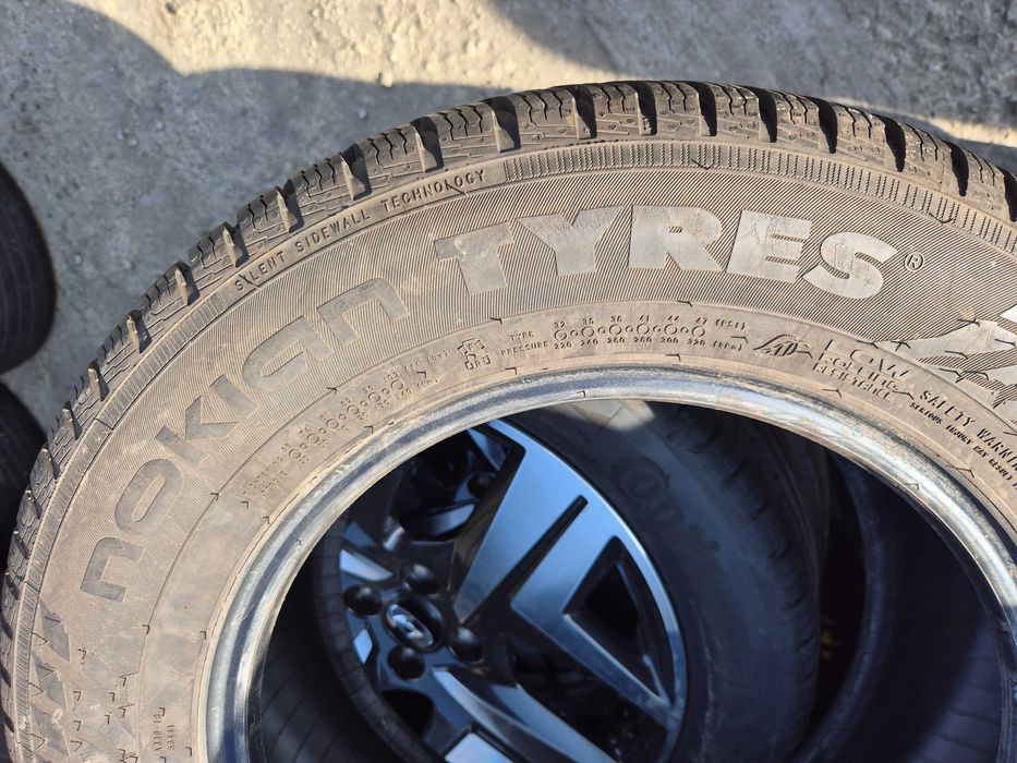 2 Anvelope M+S - 205/65/15 - NOKIAN - CA UNELE NOI - DOT 2021 !