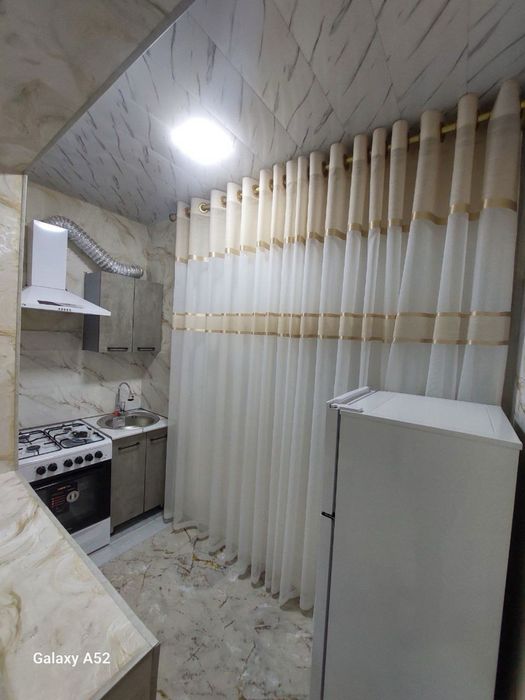 Мебель+Техника 2 комнатная 3 этаж Чиланзар 21 квартал,Продается      х