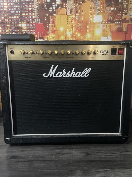 Amplificator Marshall DSL40-C