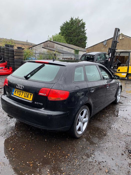 Dezemembrari Audi A3 8P cutie automata cod motor BMN