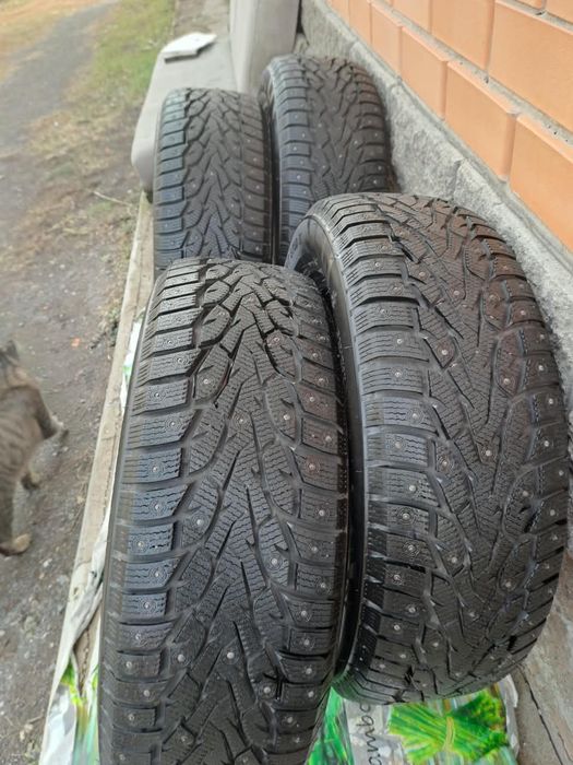 Продам зимние автомобильные шины