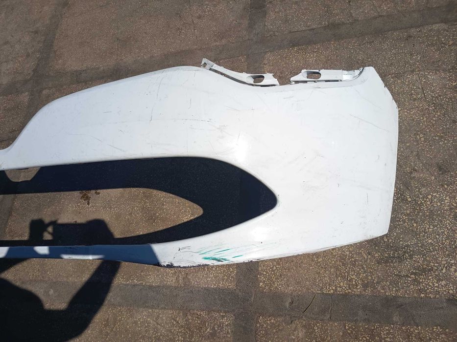 bara fata renault clio 4