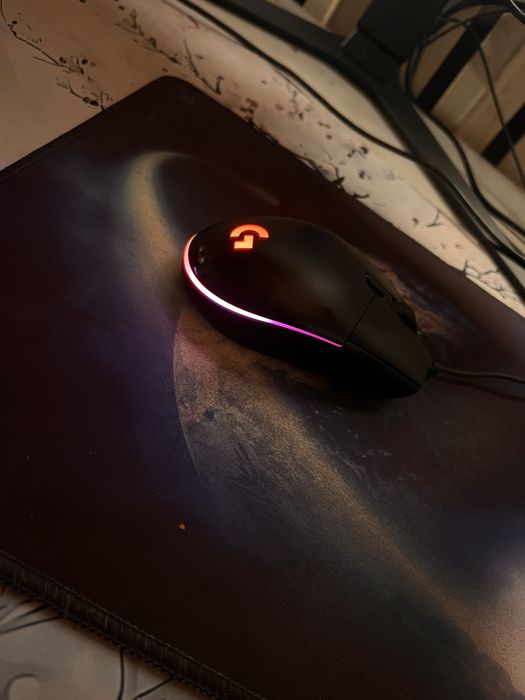 Полуигровой компьютер