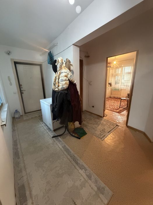 Продам 2 комн. квартиру в 19 мкр, Новострой - Więcej