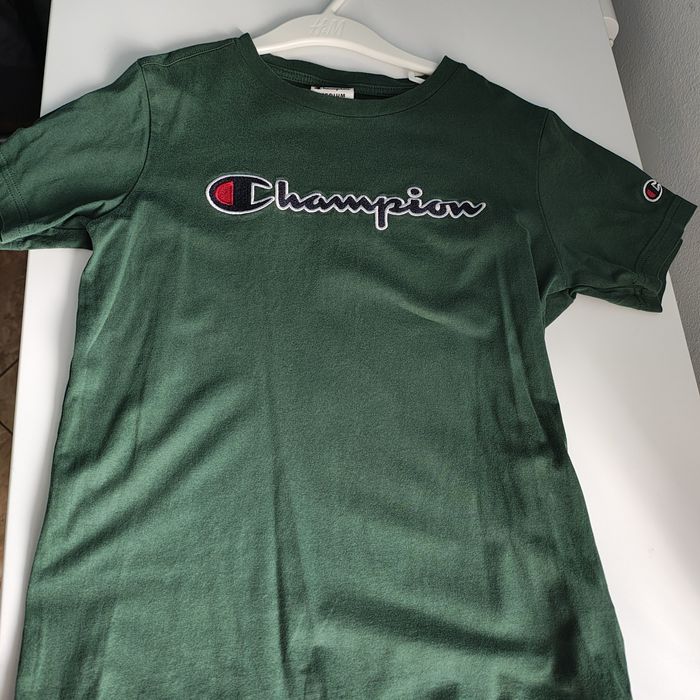Tricouri copii Champion măsură 138/142……; 9-10 ani