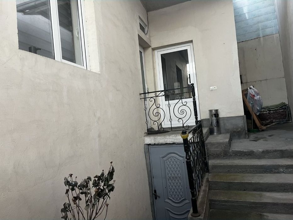 Себзор. Тошкент миллий таомлар сдаётся офис 70м2 доступом 24/7