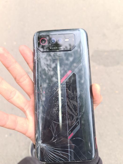 Самсунг с20+  док нету Asus rog phon 6 док нету