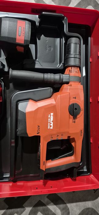 Hilti rotopercutor pe acumulator,curent
