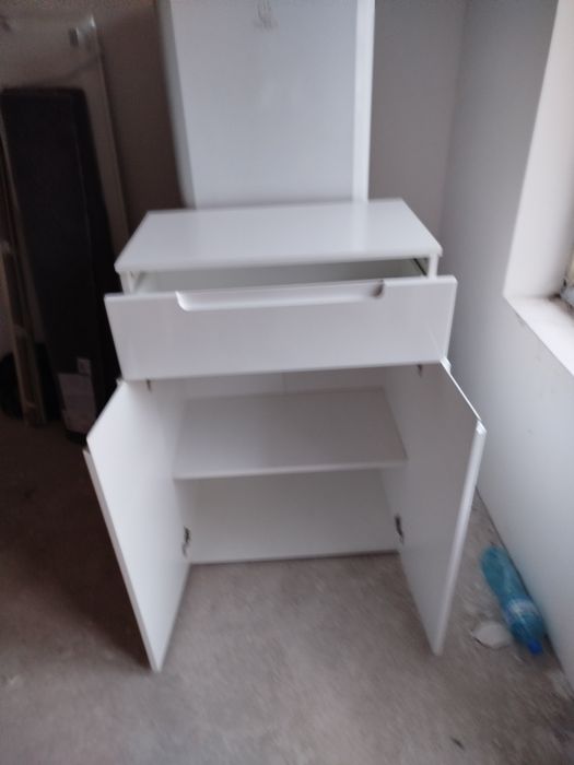 Пълно обзавеждане мебели всекидневна и кухня