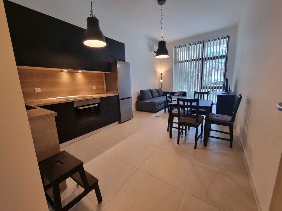 Дава се под наем Двустаен апартамент в София, Зона Б-5 - 91 кв.м за 600 € - Снимка #1