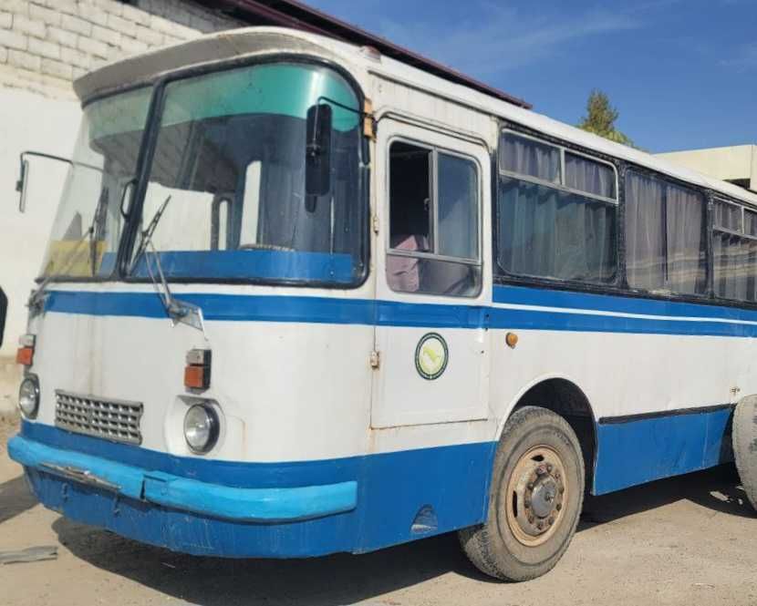 Laz 695N avtobus