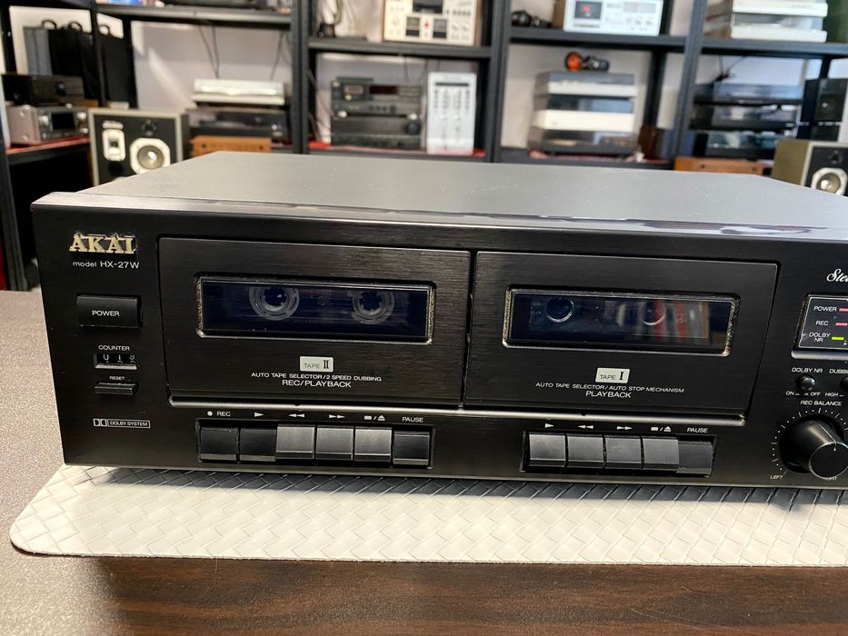 Двукасетен дек Akai