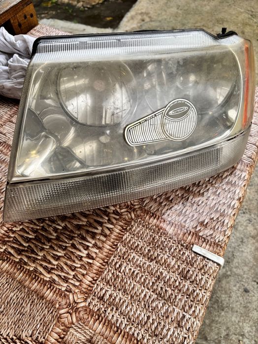 Фарове за jeep grand Cherokee wj