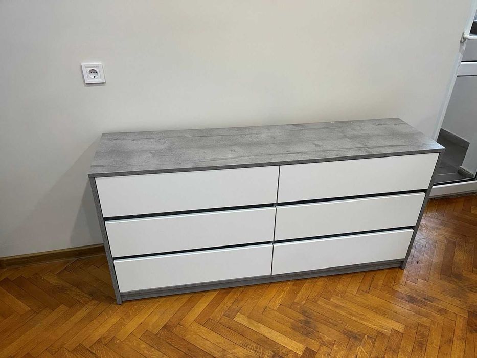 Скрин с чекмеджета