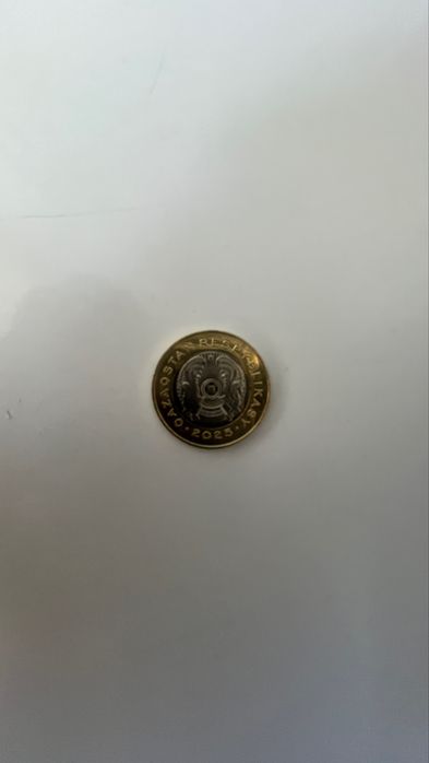 Монета редкая 100 тг