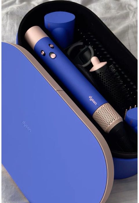 стайлер Dyson 2025