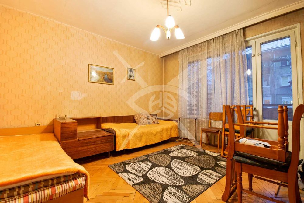 КЛЮЧ В КОМПАНИЯТА ! Тристаен апартамент в жк. Сухата река № 99123