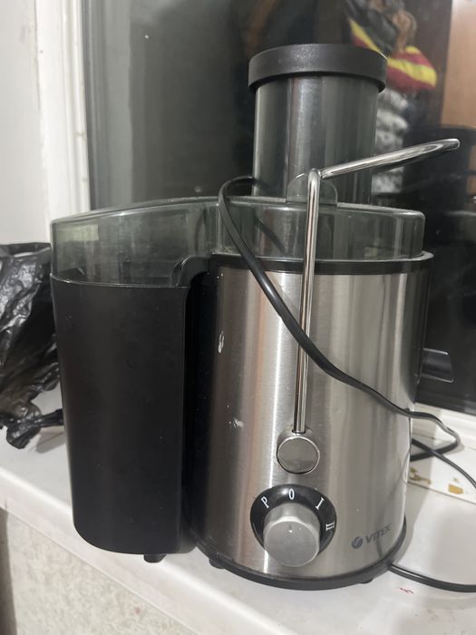 Продам соковыжималку