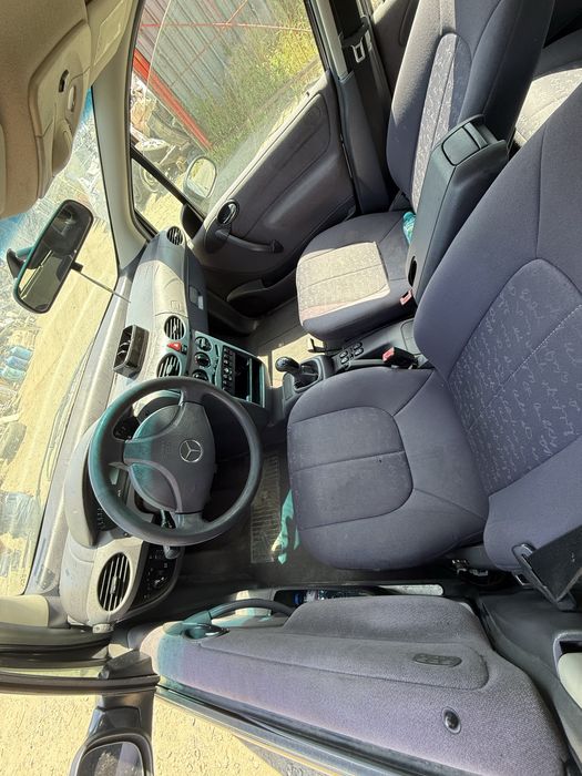 Мерцедес А 170 CDI на части