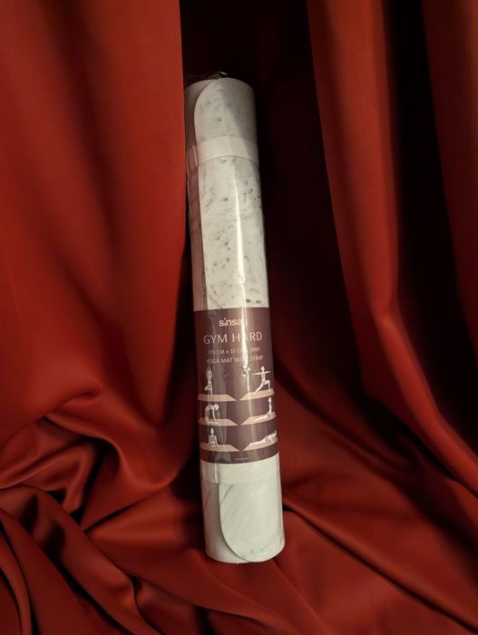 Slatea de yoga nouă