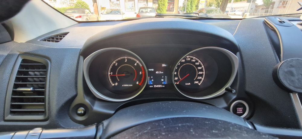 Vând Mitsubishi ASX 1.8 DI-D 4WD Instyle – 2011