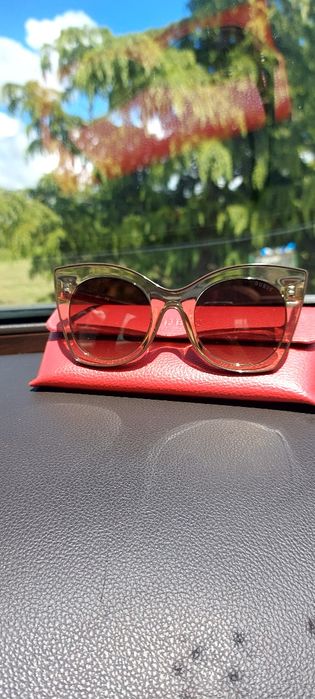 Слънчеви очила Guess
