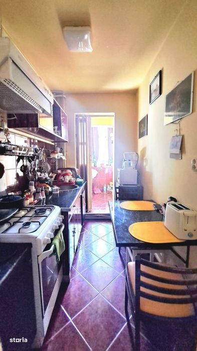 Apartament cu 2 camere decomandate cu balcon inchis in Manastur