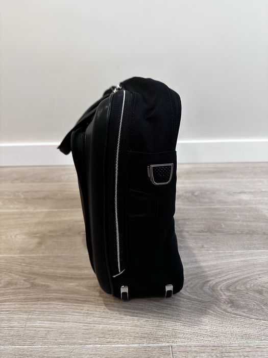 Продам деловой портфель