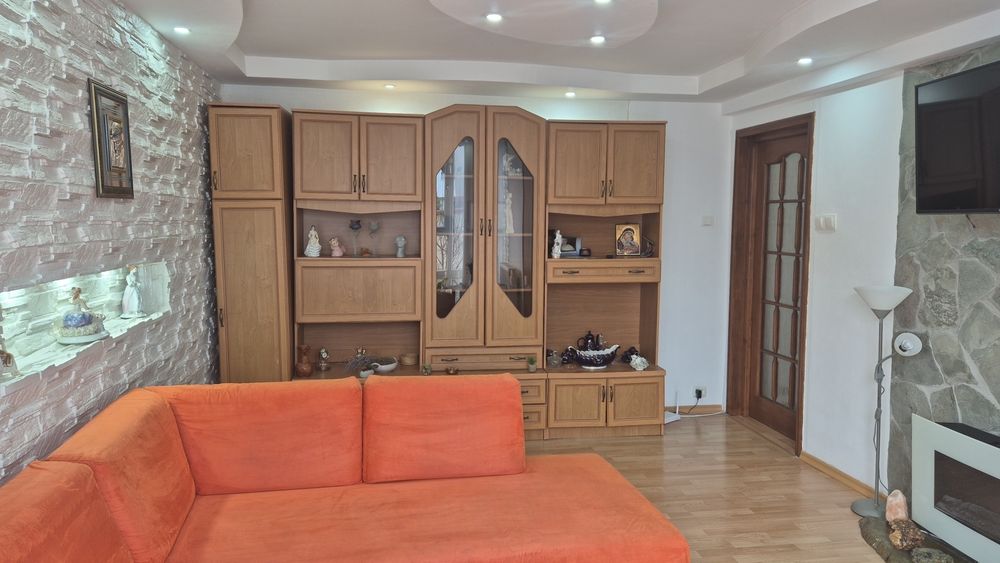 Apartament 2 camere decomandat centru et 1 utilat mobilat