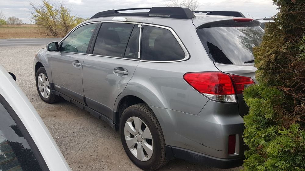 Subaru outback 2012г.2.5i ,167кс.
