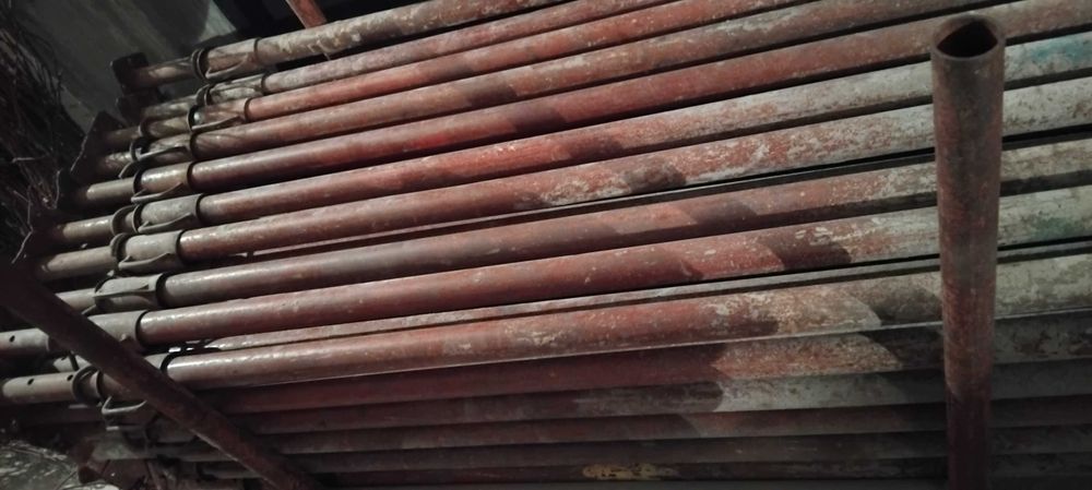 Popi metalici italieni 3,6m langa Piata Veteranilor Militari - 50 buc