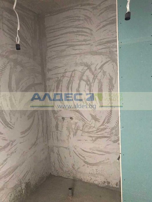 Продава се Двустаен апартамент в София, Полигона - 60 кв.м за 3090 €/кв.м - Снимка #2