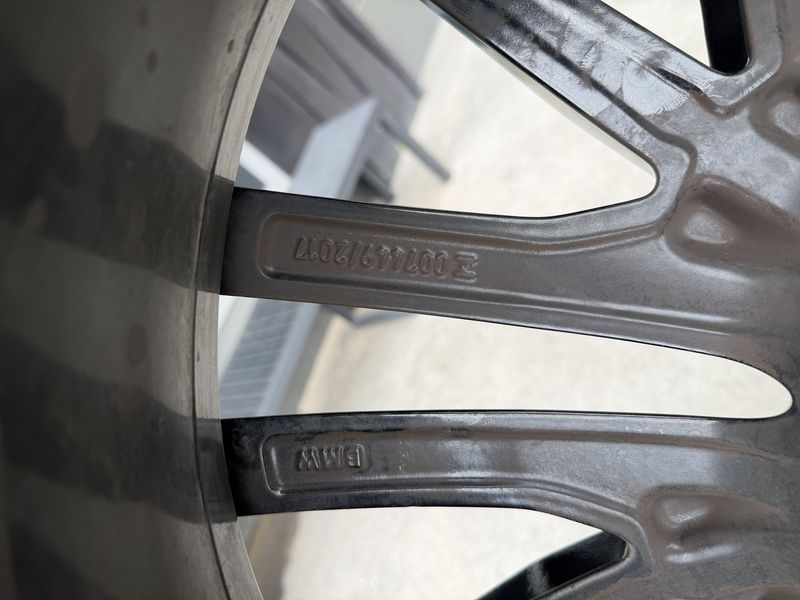 Гуми с Джанти за BMW 5x112 22 цола G05 G06