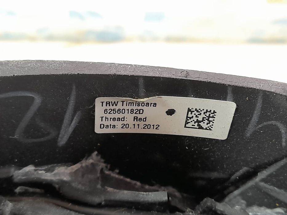 Volan in 3 spite 62560182D BMW Seria 1 F20/F21 [2011 - 2015] 2.0 d N4