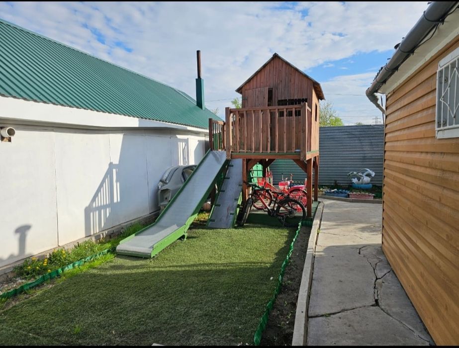 Продам дом в западном микрорайоне