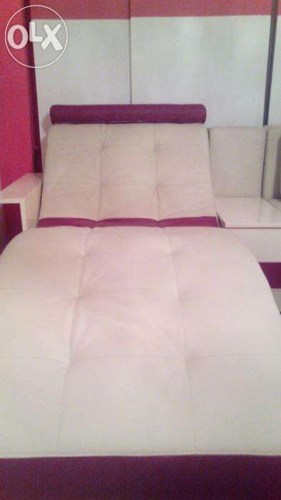 Canapea living Mihaela - piele naturala