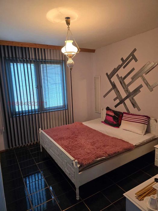 Продава се Тристаен апартамент в Пловдив, Кючук Париж - 96 кв.м за 1771 €/кв.м - Снимка #5