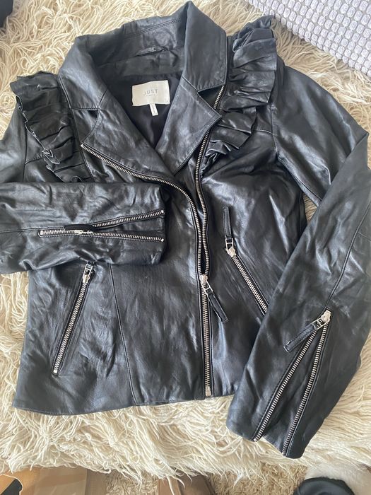 Дамско кожено яке