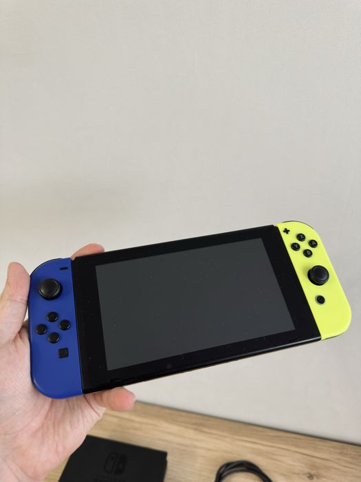 Продам прошитую Nintendo Switch 128gb 19 игр | Нинтендо Свитч