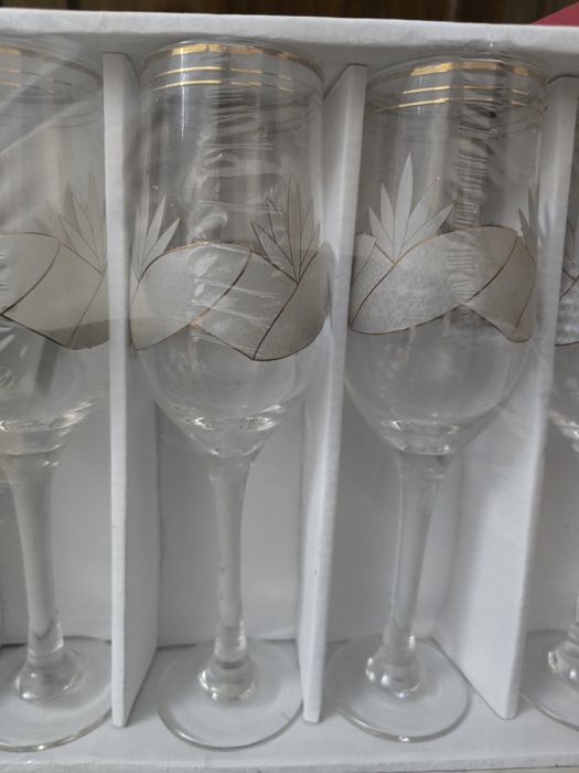 Набор фужеров / бокалов