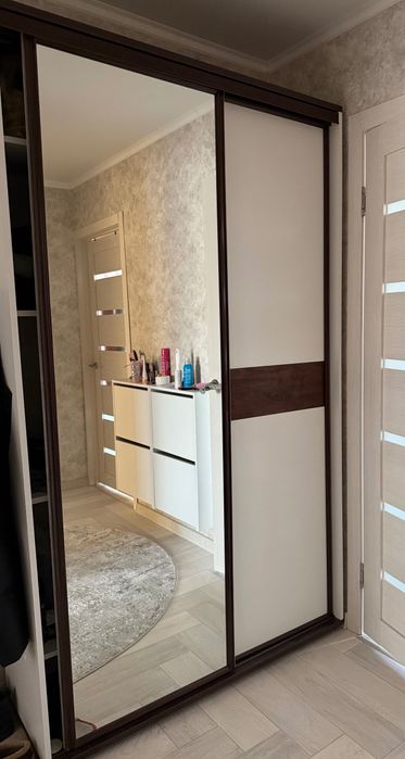 Продам шкаф-купе