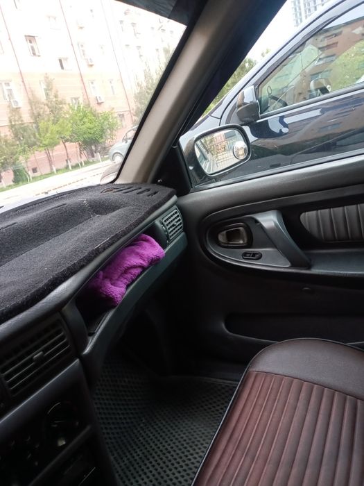 Nexia 1 mashina sotiladi